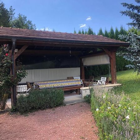 Maison/Gite Familial Dans Le Jura A 200M Du Lac Avec Piscine Privee Marigny  外观 照片