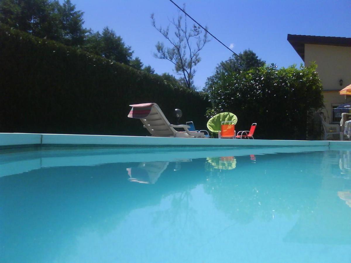 Maison/Gite Familial Dans Le Jura A 200M Du Lac Avec Piscine Privee Marigny  外观 照片